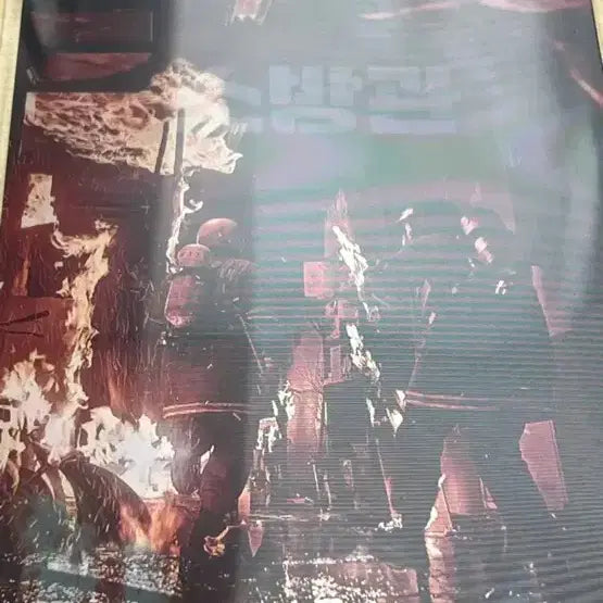 [BUNJANG] Lee Junhyuk Fireman Movie Lenticular Hologram / 주원 이준혁 소방관 영화 랜티큘러 홀로그램 뒷면 사인