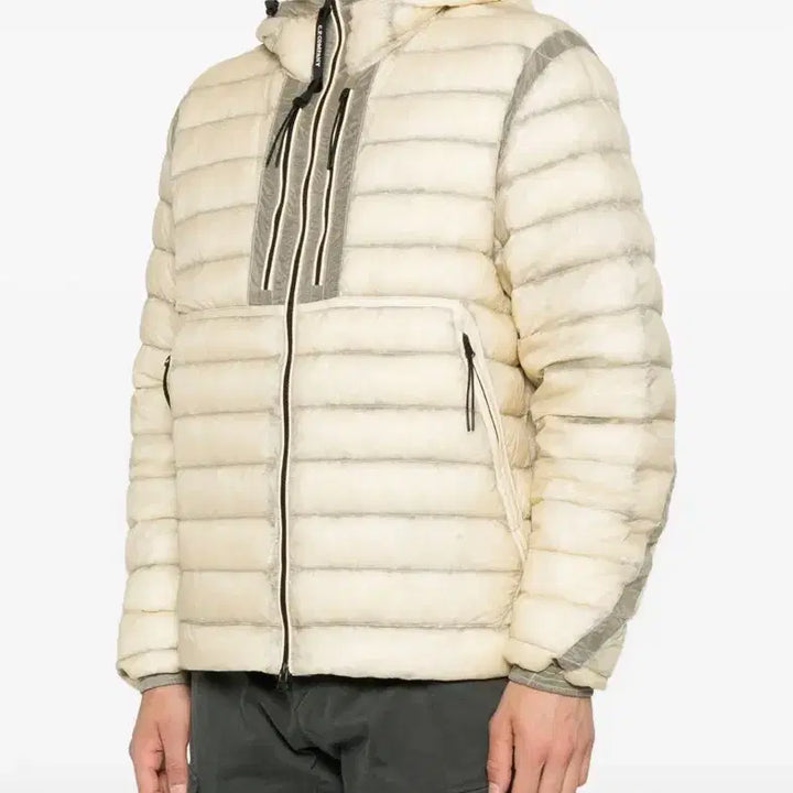 [BUNJANG] CP Company DD Shell Goggle Padded Jacket / [XL] CP컴퍼니 디디쉘 고글 피스타치오 베이지 경량 패딩 판매합니다