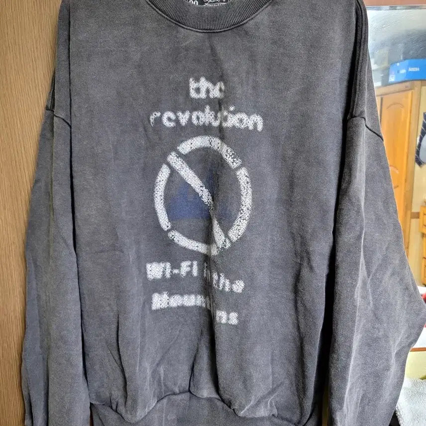 [BUNJANG] Stu Distressed Sweatshirt L / Stu 디스트로이드 스웻셔츠 L