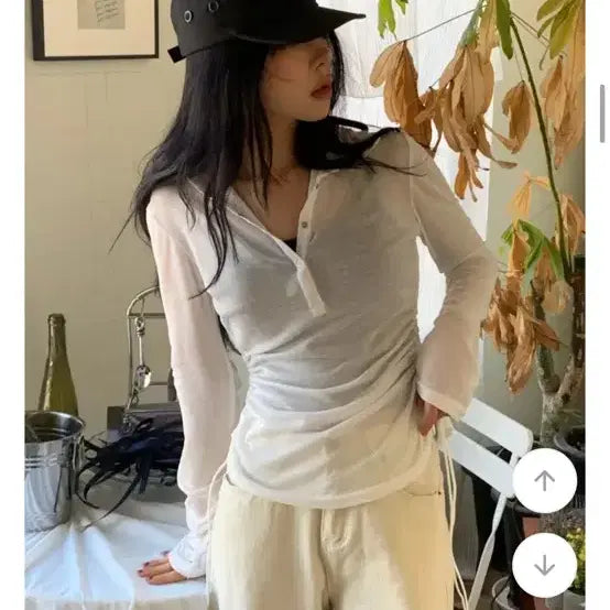 [BUNJANG] Ablie Shirring Hooded Long Sleeve Top / 에이블리 시스루 버튼 셔링 스트링 긴팔 후드 티셔츠