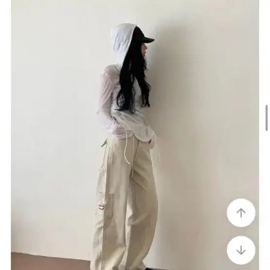 [BUNJANG] Ablie Shirring Hooded Long Sleeve Top / 에이블리 시스루 버튼 셔링 스트링 긴팔 후드 티셔츠