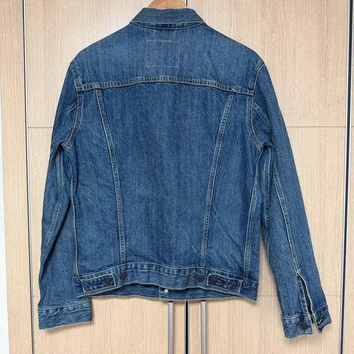 [BUNJANG] Levi's Trucker Denim Jacket M Size / [M] 리바이스 트러커 데님자켓
