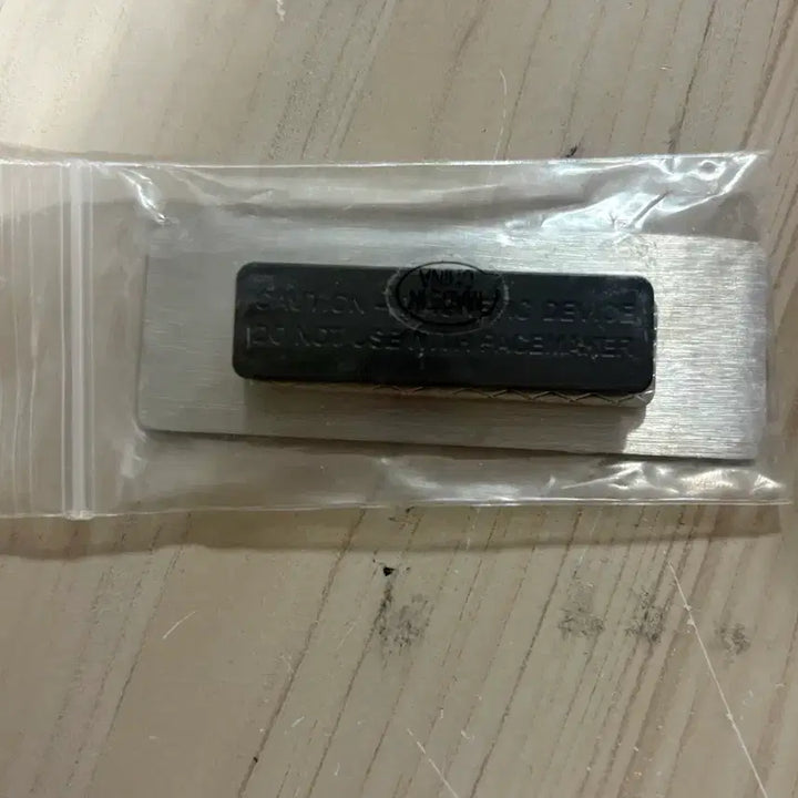 [BUNJANG] Astro Cha Eunwoo Official Goods Name Tag / 차은우 명찰 공식굿즈