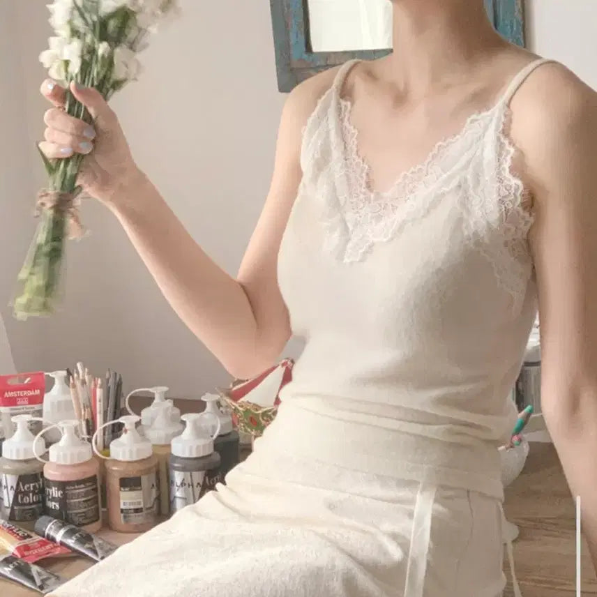 [BUNJANG] Milkcocoa Lace Slip Tank Top / [밀크코코아] 레이스 슬립 나시 (wool 50%)