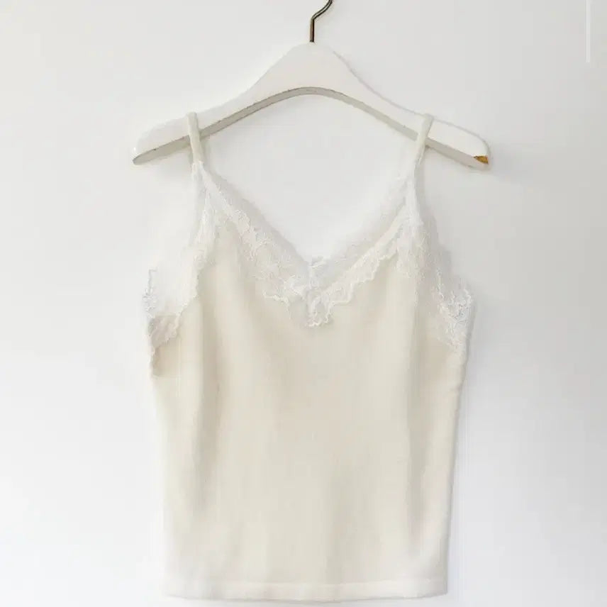 [BUNJANG] Milkcocoa Lace Slip Tank Top / [밀크코코아] 레이스 슬립 나시 (wool 50%)