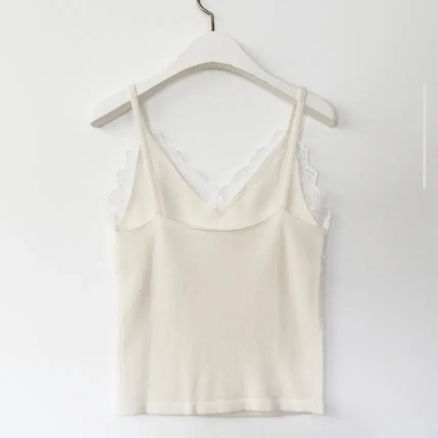 [BUNJANG] Milkcocoa Lace Slip Tank Top / [밀크코코아] 레이스 슬립 나시 (wool 50%)