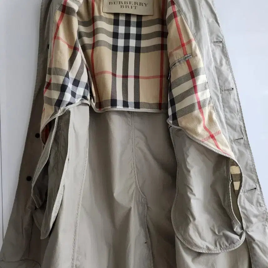 [BUNJANG] Burberry Brit Beige Trench Coat / 버버리 브릿 베이지 남성 트렌치 코트