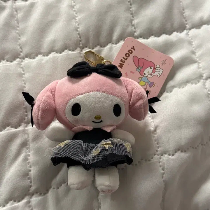 [SOLD OUT] 새상품) 마이멜로디 블랙 리본 인형 키링