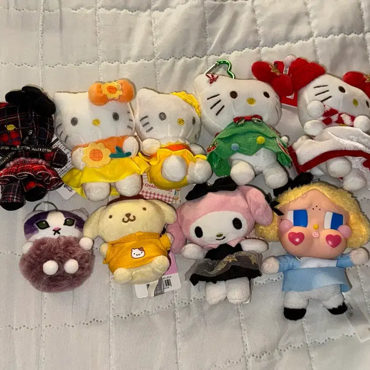 [BUNJANG] Hello Kitty Checkered Doll Keyring / 새상품) 체크 무늬 헬로 키티 인형 키링