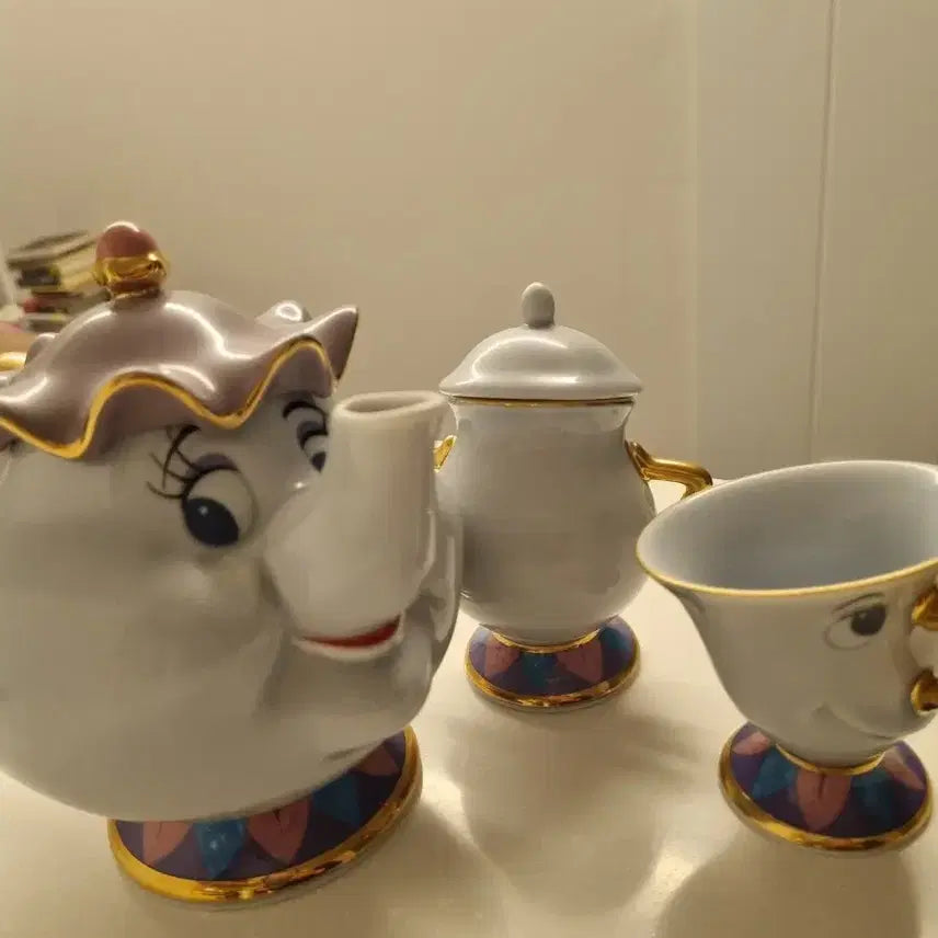 [BUNJANG] Disney Beauty and the Beast Tea Set / 미녀와 야수 찻잔 세트 (디즈니랜드 정품. 새상품)