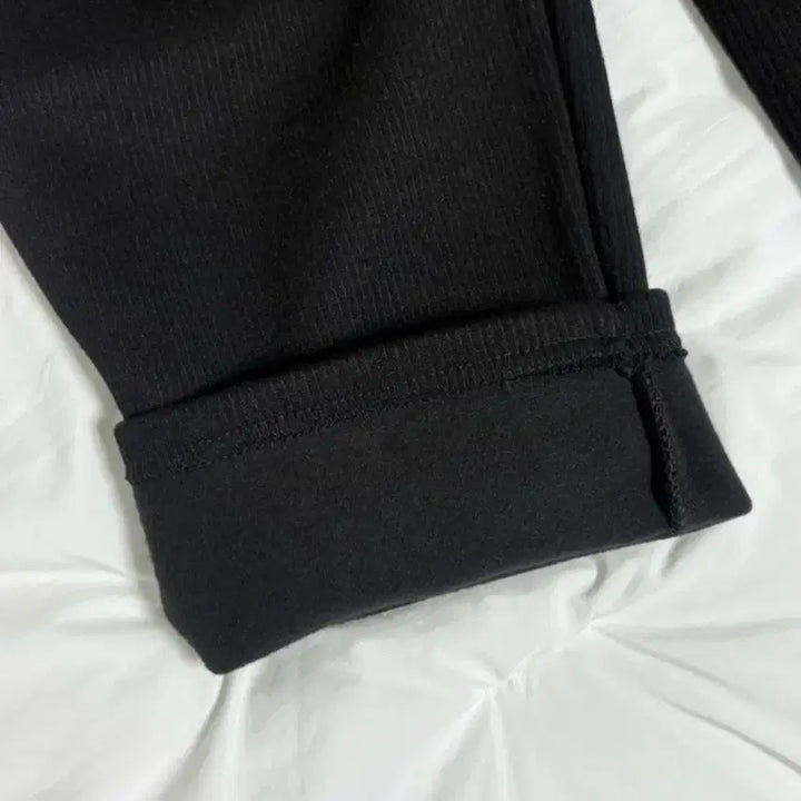 [SOLD OUT] 밸리걸 블랙 기모 바지 슬랙스