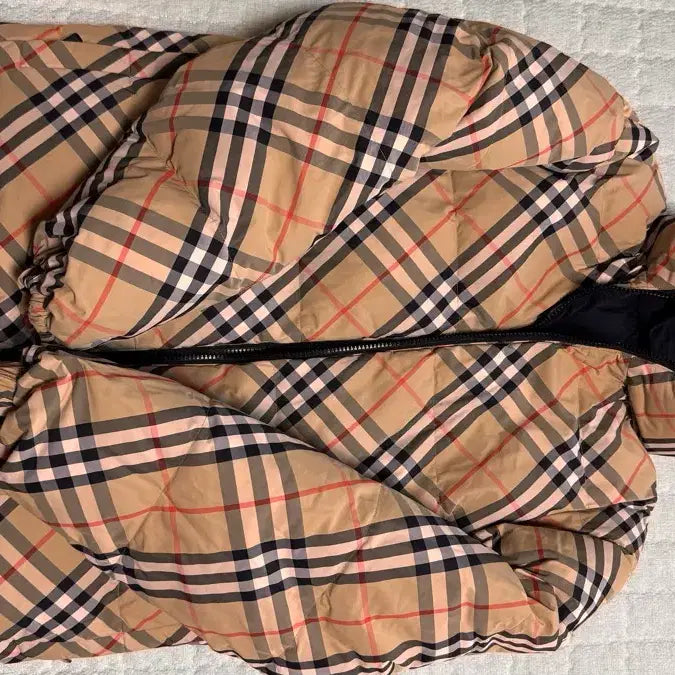 [BUNJANG] Burberry Reversible Goose Down Padded Jacket / 버버리 25ss 리버서블 구스다운 패딩