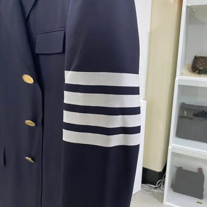 [SOLD OUT] 톰브라운 4바 체스터필드 코트 3사이즈