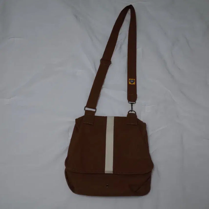 [BUNJANG] Human Made Game Bag Brown / [F] 휴먼 메이드 게임 백 브라운 HM28GD023