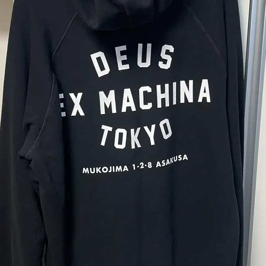 [BUNJANG] Deus Tokyo Asakusa Hoodie M / 데우스 도쿄 아사쿠사 후드티 M
