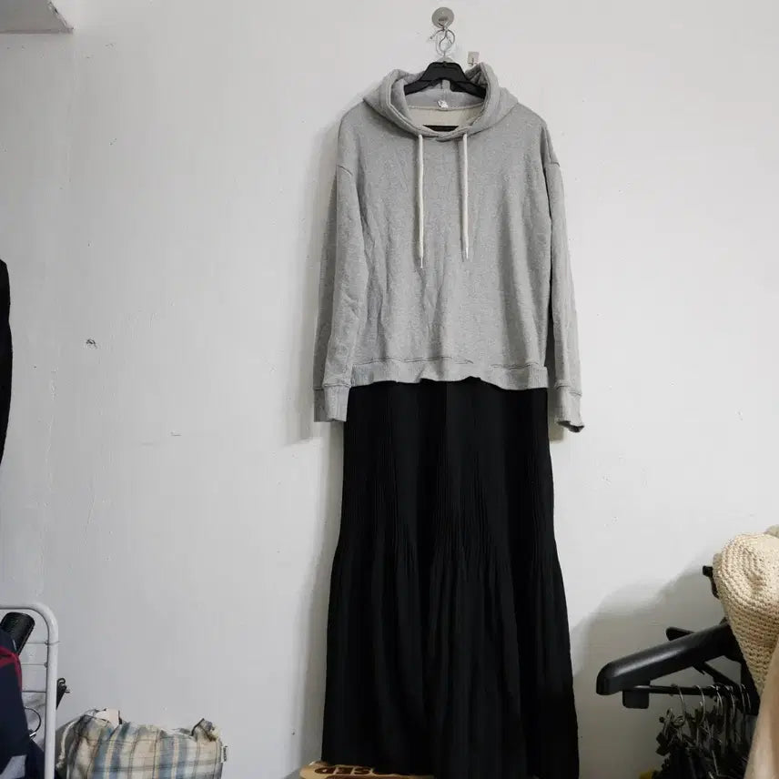 [BUNJANG] Basic Fleece Hoodie & Pleated Long Dress / 기모 후드 + 플리츠 롱원피스