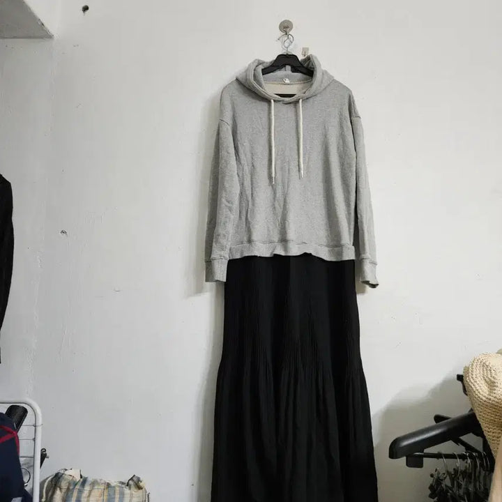 [BUNJANG] Basic Fleece Hoodie & Pleated Long Dress / 기모 후드 + 플리츠 롱원피스