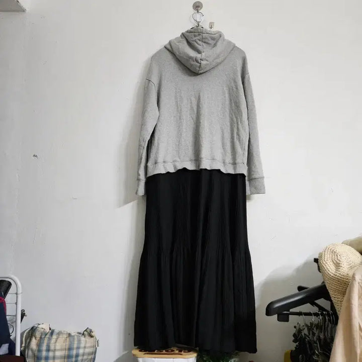 [BUNJANG] Basic Fleece Hoodie & Pleated Long Dress / 기모 후드 + 플리츠 롱원피스