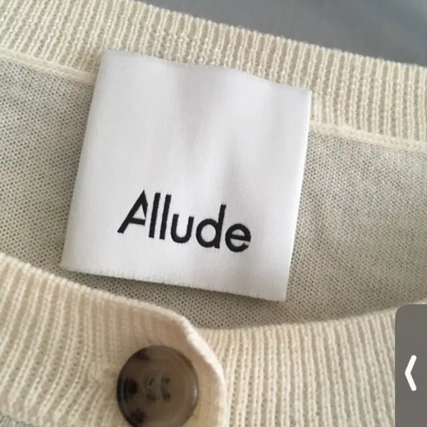 [BUNJANG] Allude Wool 100% Crew Neck Cardigan (M) / 24ss 얼루드 울100 크루넥 가디건 m사이즈