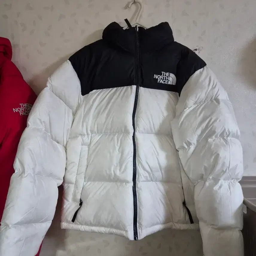 [BUNJANG] The North Face 1996 Retro Nuptse Padded Jacket White (M) / 노스페이스 1996 눕시 패딩 화이트 M(95) 팝니다.