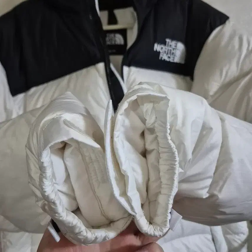 [BUNJANG] The North Face 1996 Retro Nuptse Padded Jacket White (M) / 노스페이스 1996 눕시 패딩 화이트 M(95) 팝니다.