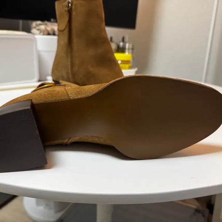 [BUNJANG] ZARA Ankle Boots Brown 39 / ZARA 자라 스웨이드 앵클 부츠 카멜 39사이즈