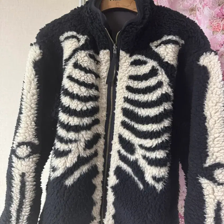 [BUNJANG] Capital Bon Fleece (3) / 캐피탈 본 후리스 (3)