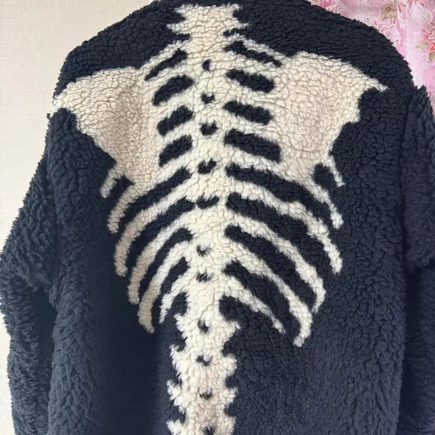 [BUNJANG] Capital Bon Fleece (3) / 캐피탈 본 후리스 (3)