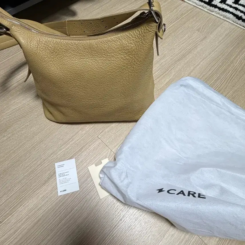 [BUNJANG] Lemaire Belted Hobo Bag / 르메르 벨티드 호보백