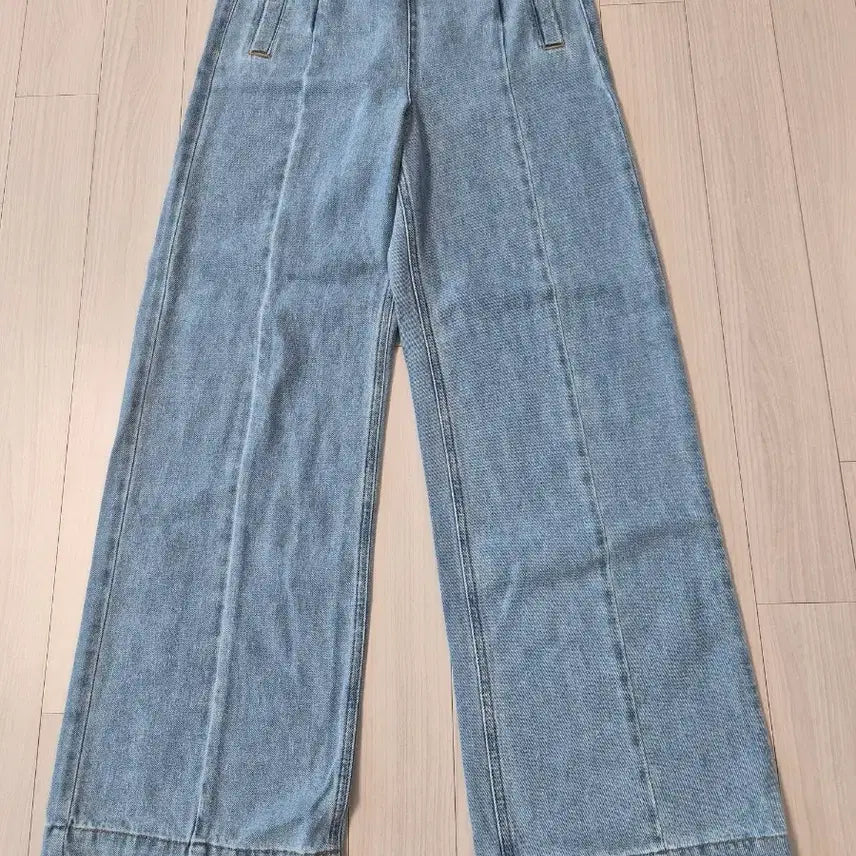 [BUNJANG] Seventy + Mochi Marine Button Wide High-Waist Denim Pants / [세븐티모치] 마린 버튼 와이드 하이웨스트 데님 팬츠