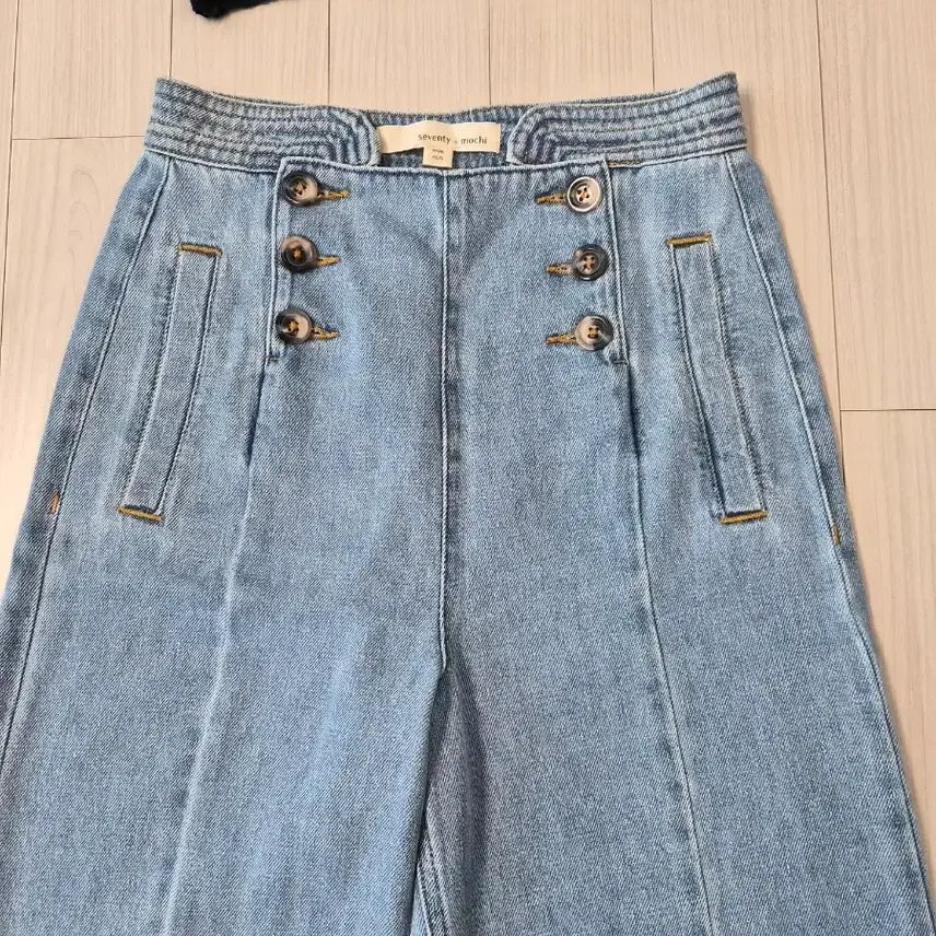[BUNJANG] Seventy + Mochi Marine Button Wide High-Waist Denim Pants / [세븐티모치] 마린 버튼 와이드 하이웨스트 데님 팬츠