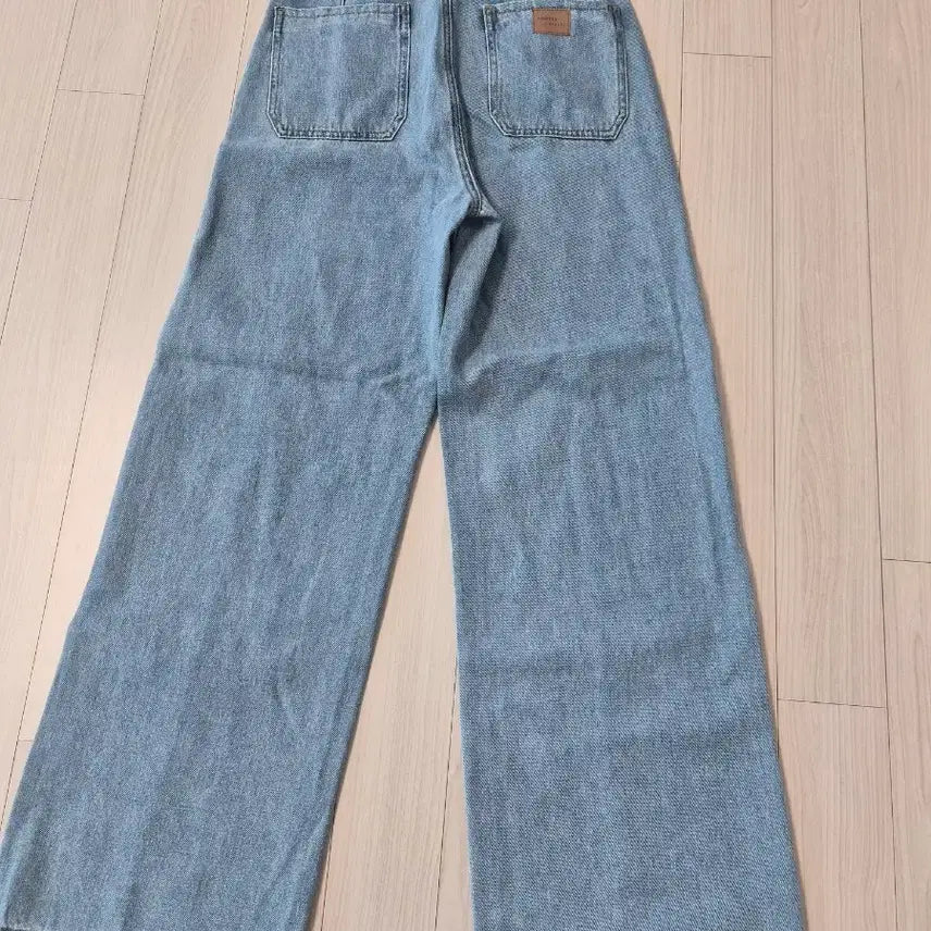 [BUNJANG] Seventy + Mochi Marine Button Wide High-Waist Denim Pants / [세븐티모치] 마린 버튼 와이드 하이웨스트 데님 팬츠
