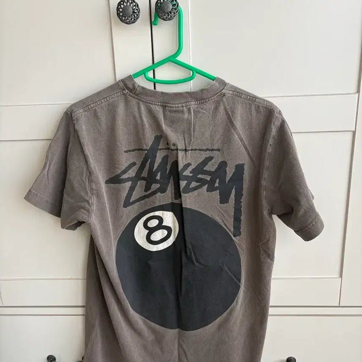 [SOLD OUT] 스투시 8볼 피그먼트 다이드 티셔츠 커피 - 22SS