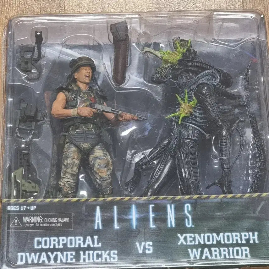 [BUNJANG] NECA Alien Hicks Sergeant vs Xenomorph Warrior Set (Sealed) / (3일간특가)네카 에일리언 힉스 상병 세트 제노모프 미개봉