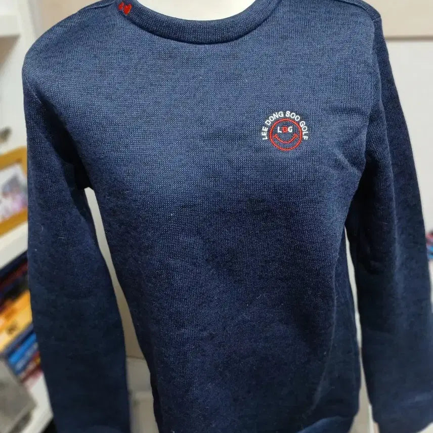 [BUNJANG] Lee Dong Soo Golf Women's Navy Sweatshirt / 이동수 골프 티셔츠100