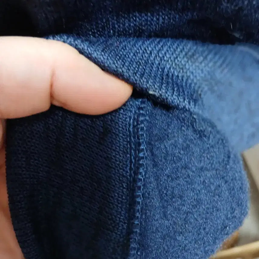 [BUNJANG] Lee Dong Soo Golf Women's Navy Sweatshirt / 이동수 골프 티셔츠100