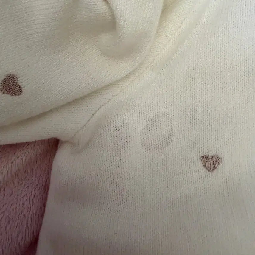 [BUNJANG] Liz Lisa Off-Shoulder Knit Top / 리즈리사 하트자수 레이어드 오프숄더니트/양지뢰양산형지뢰계로지타마즈피움