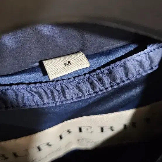 [BUNJANG] Burberry Ashmoore Padded Jacket / 버버리 애쉬무어 패딩