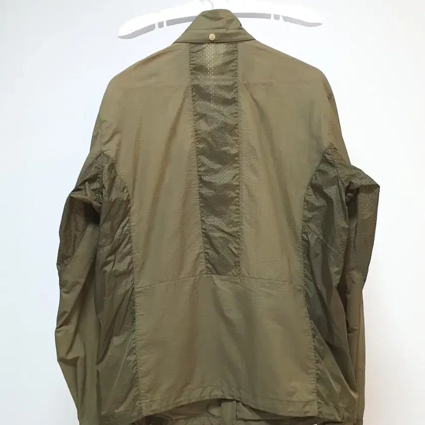 [BUNJANG] Kolon Sport Functional Windbreaker (Khaki) - Size 110 / 코오롱스포츠 기능성 바람막이 110사이즈 카키