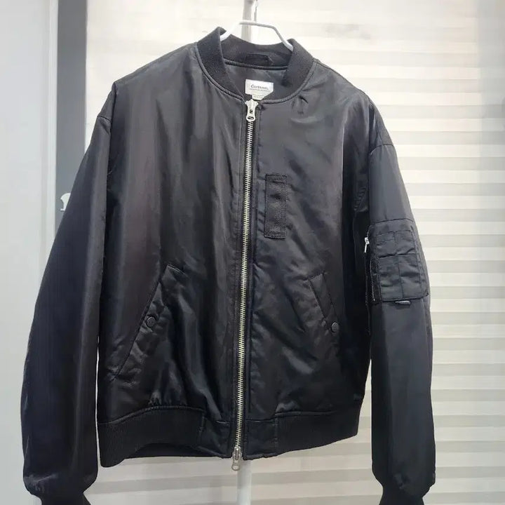 [BUNJANG] Covernat Padded Bomber Jacket (M) / 커버낫 누빔 항공점퍼(M)