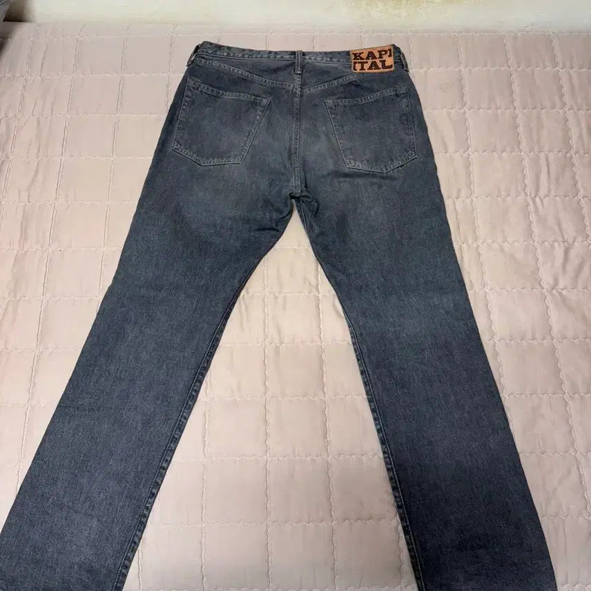 [BUNJANG] Capital Gemstone Black Jeans / 캐피탈 잼스톤 흑청 34 잼스톤