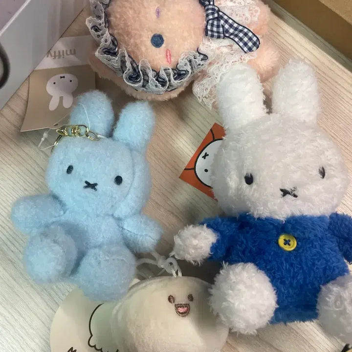 [BUNJANG] Miffy &amp; MowMow Character Keychain Set / 미피/모우모우 인형 키링 세트