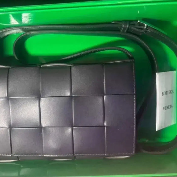 [BUNJANG] Bottega Veneta Cassette Bag Dark Green / 보테가 베네타 카세트백 다크그린