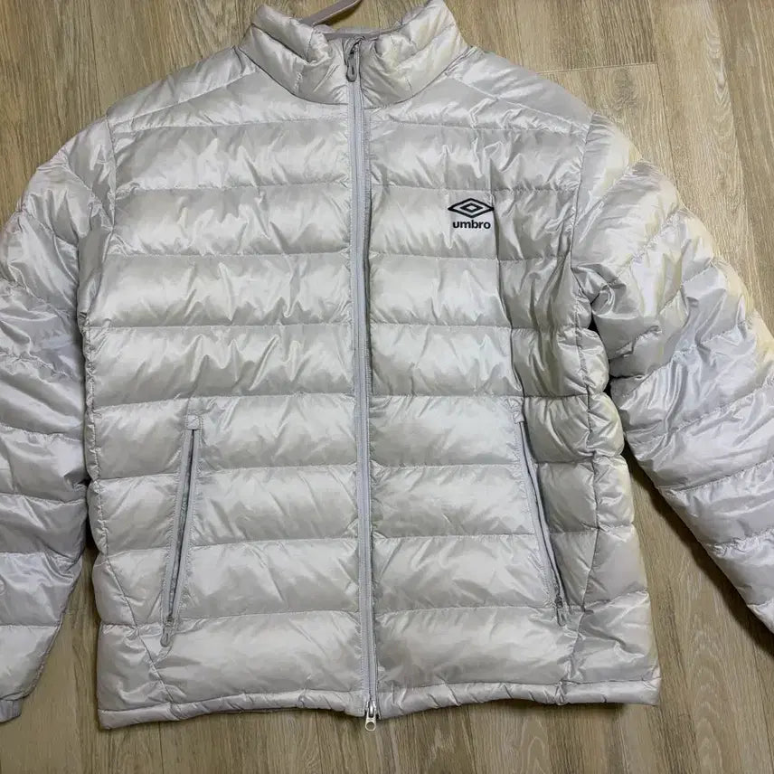 [BUNJANG] 페더플렉스 경량 스탠넥 다운 자켓 화이트 / 페더플렉스 경량 스탠넥 다운 자켓 화이트