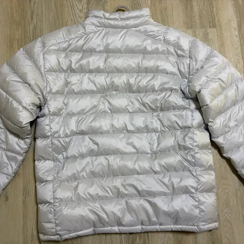 [BUNJANG] 페더플렉스 경량 스탠넥 다운 자켓 화이트 / 페더플렉스 경량 스탠넥 다운 자켓 화이트