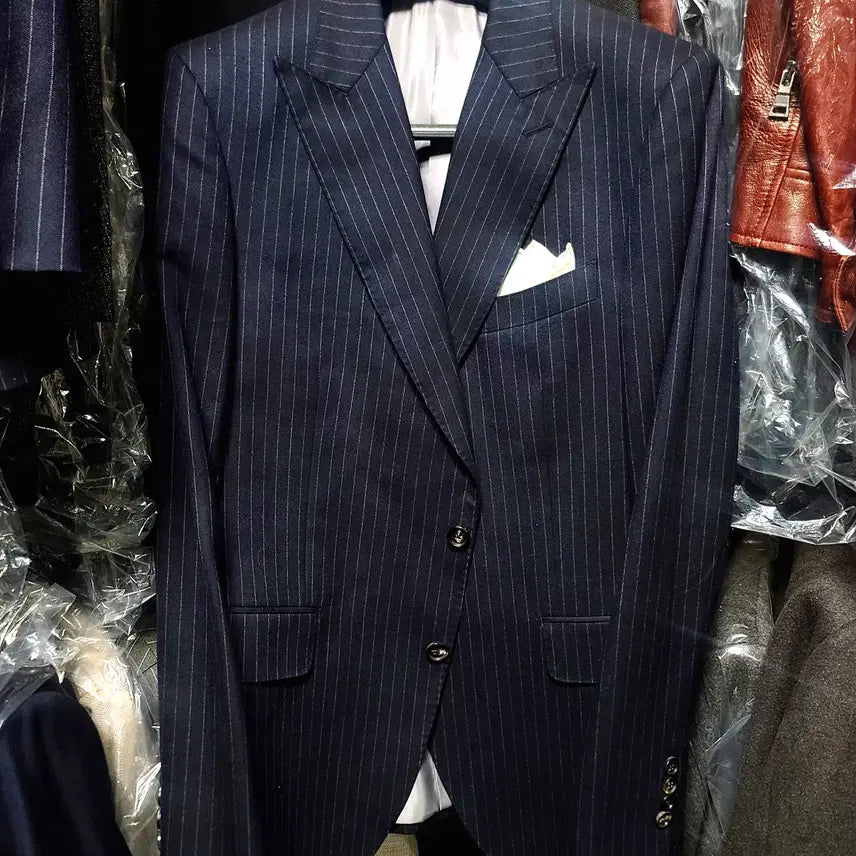 [BUNJANG] Cambridge Members Italy Canonico Flannel Wool Pinstripe Suit / 캠브리지멤버스 / 이태리 까노니꼬 피크드라펠 플란넬 울 수트 / 100