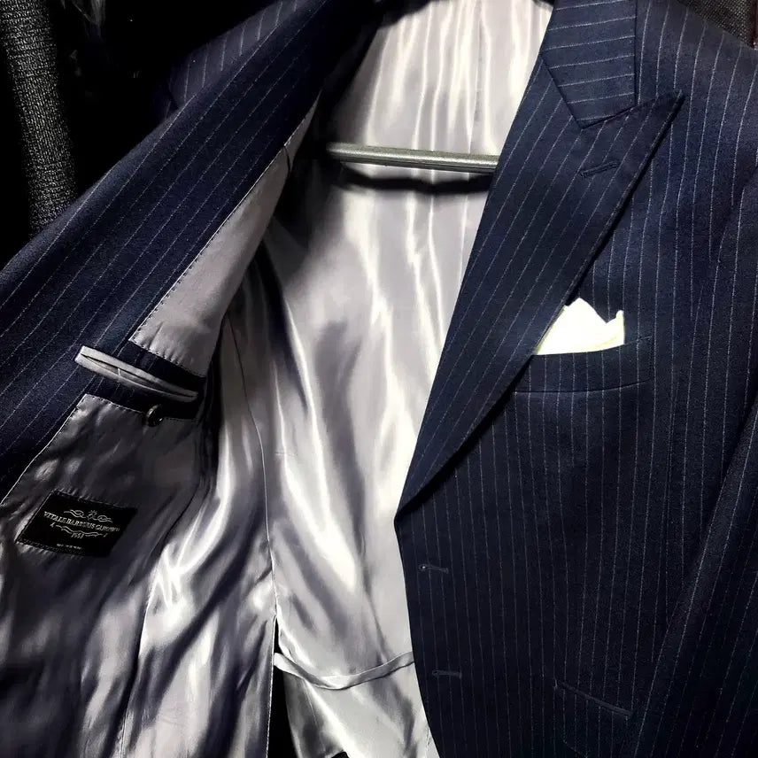 [BUNJANG] Cambridge Members Italy Canonico Flannel Wool Pinstripe Suit / 캠브리지멤버스 / 이태리 까노니꼬 피크드라펠 플란넬 울 수트 / 100