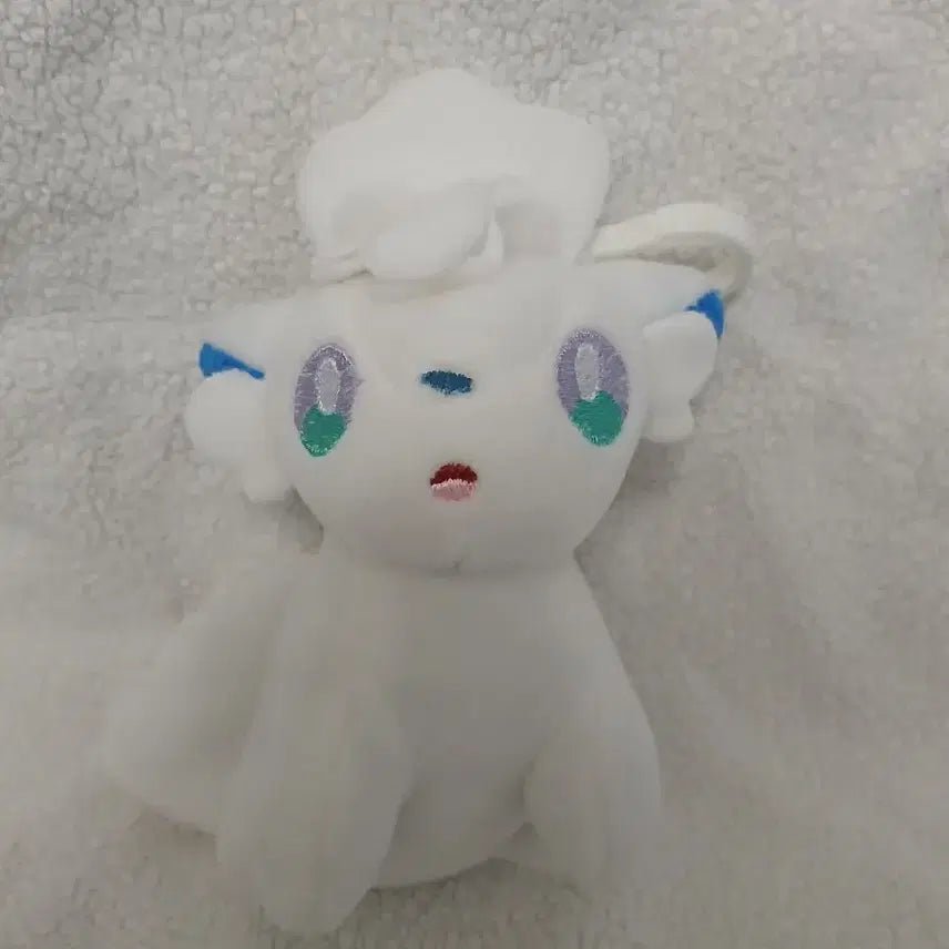 [BUNJANG] Pokemon Alolan Vulpix Doll Keychain / 포켓몬 알로라 식스테일 인형 키링 고전