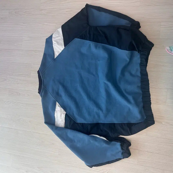 [BUNJANG] 1993 Studio Speed Racer Blue Sweatshirt / 1993스튜디오 맨투맨 스피드레이서 블루 무신사