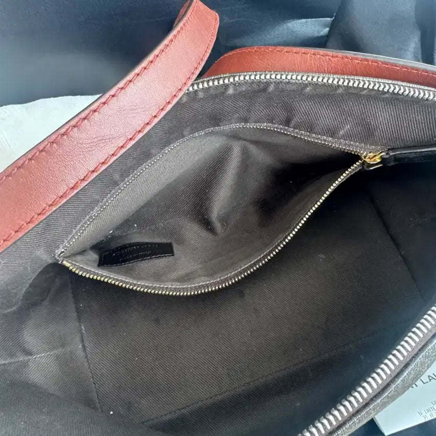 [BUNJANG] Saint Laurent Monogram Crossbody Bag / 생로랑 모노그램 크로스바디 이청아백